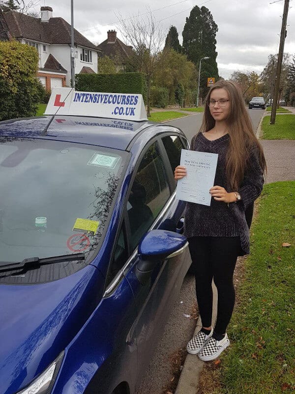 Congratulations to Monica in London W2 on passing your practical test with an Intensive driving course