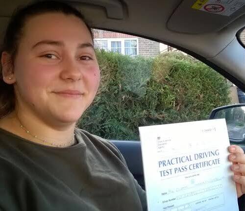 Congratulations to Elianne on passing the practical test with an intensive driving course and the help of Laurence at Intensive Courses